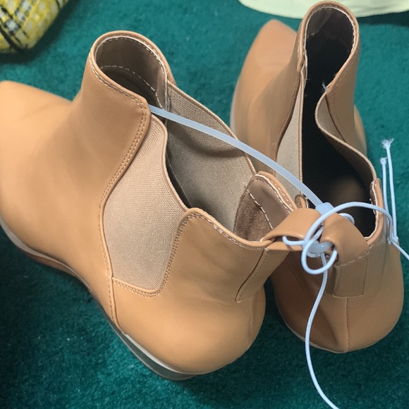 Women's Sylvie Ankle Boots - Universal Thread™ - Picture 2 of 4